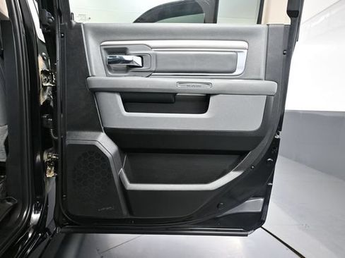 Used 2020 RAM 1500 Warlock AWD/4WD image 46