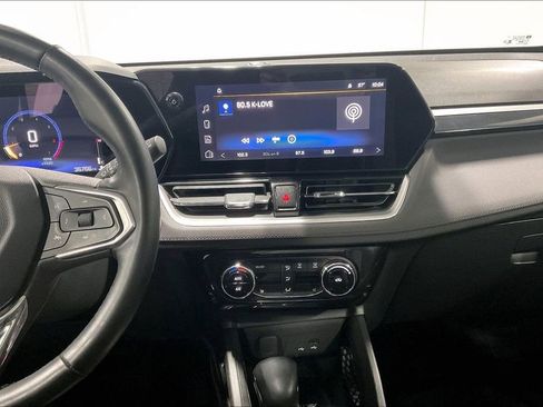 Used 2024 Chevrolet TrailBlazer LT w/ Convenience Package image 8