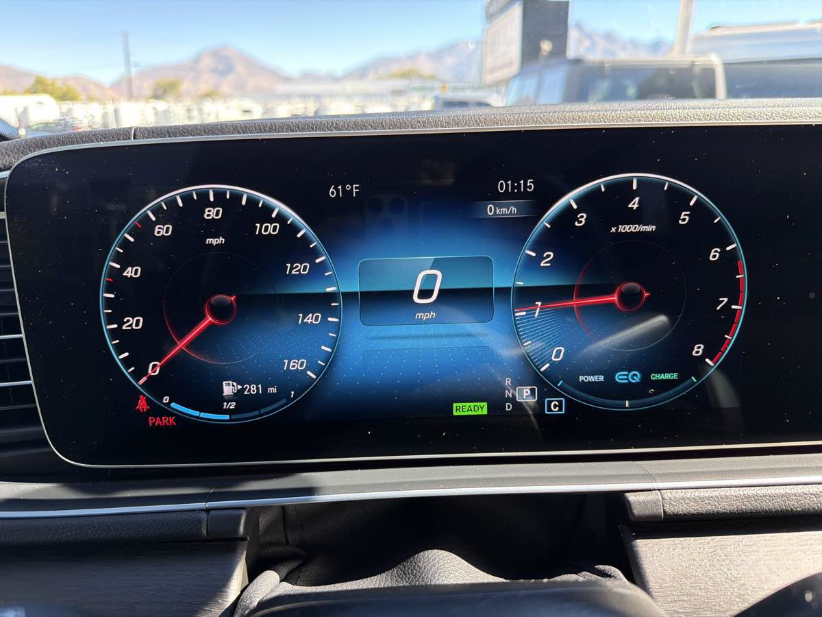 Used 2021 Mercedes-Benz GLS 450 4MATIC image 26
