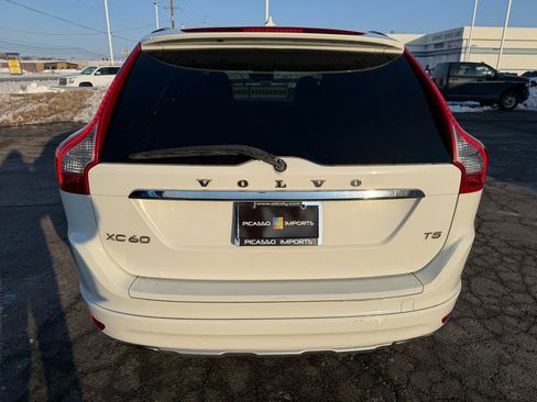 Used 2015 Volvo XC60 T5 Premier image 9