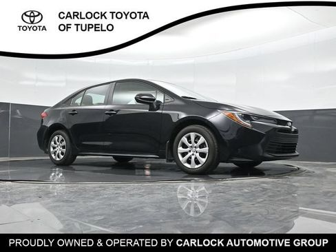 Used 2026 Toyota Corolla LE FWD image 42