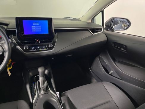 Used 2024 Toyota Corolla LE image 18