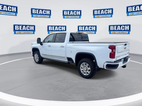 Used 2024 Chevrolet Silverado 3500 High Country w/ High Country Premium Package AWD/4WD image 6