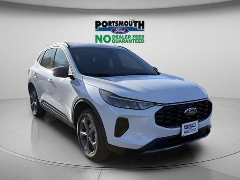 New 2026 Ford Escape ST-Line w/ Tech Pack #1 AWD/4WD image 29