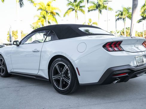 Used 2024 Ford Mustang EcoBoost image 25