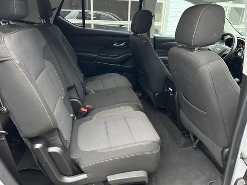 Used 2018 Chevrolet Traverse LS image 22