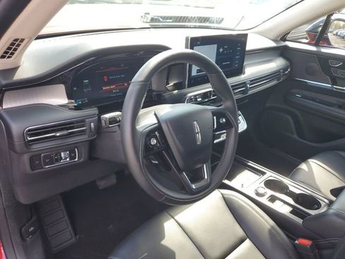 Certified 2024 Lincoln Corsair AWD w/ Equipment Group 101A image 11