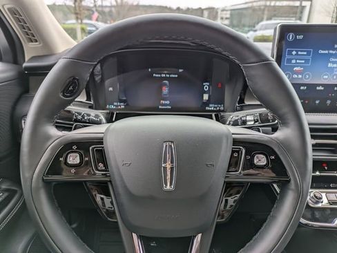 New 2026 Lincoln Corsair Reserve image 25