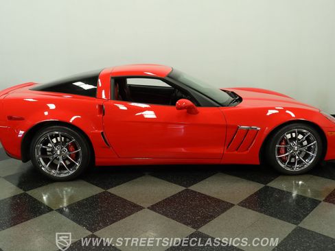 Used 2013 Chevrolet Corvette Grand Sport w/ 2LT Preferred Equipment Group RWD image 13