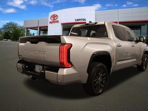 Used 2023 Toyota Tundra Platinum AWD/4WD image 3