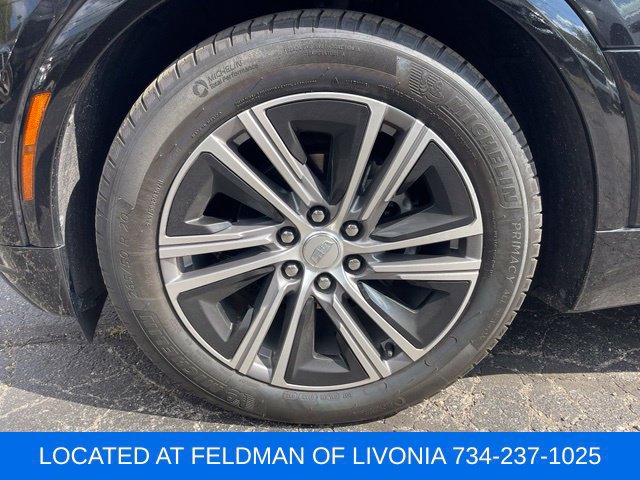 Used 2024 Cadillac Lyriq Luxury w/ LPO, Floor Liner Package AWD/4WD image 5