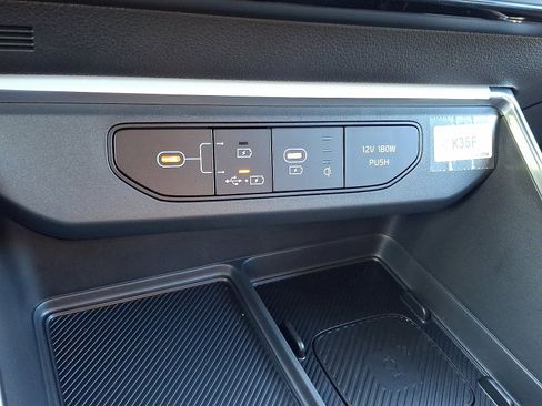 New 2026 Kia Carnival SX Prestige image 17