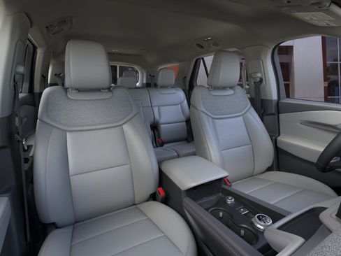 New 2026 Ford Explorer Active w/ Active Comfort Package RWD image 10