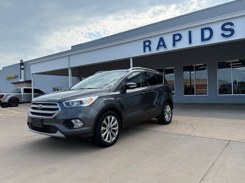 Used 2017 Ford Escape Titanium w/ Equipment Group 301A AWD/4WD image 3