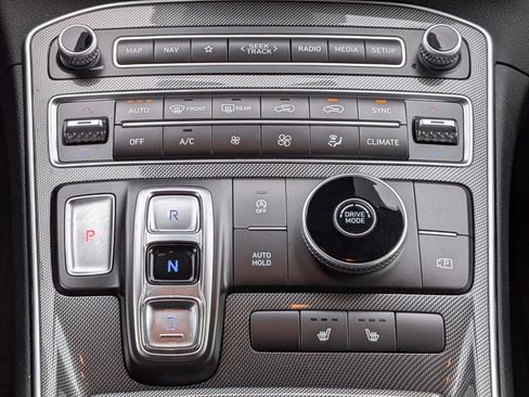 Used 2023 Hyundai Santa Fe SEL image 20