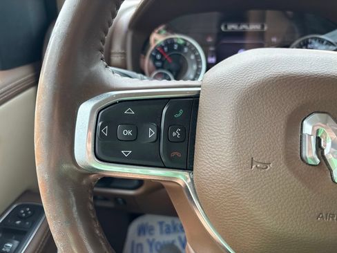 Used 2020 RAM 1500 Laramie AWD/4WD image 40