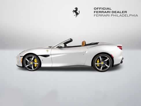 Certified 2023 Ferrari Portofino M RWD image 5