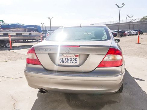 Used 2006 Mercedes-Benz CLK 350 Coupe image 8