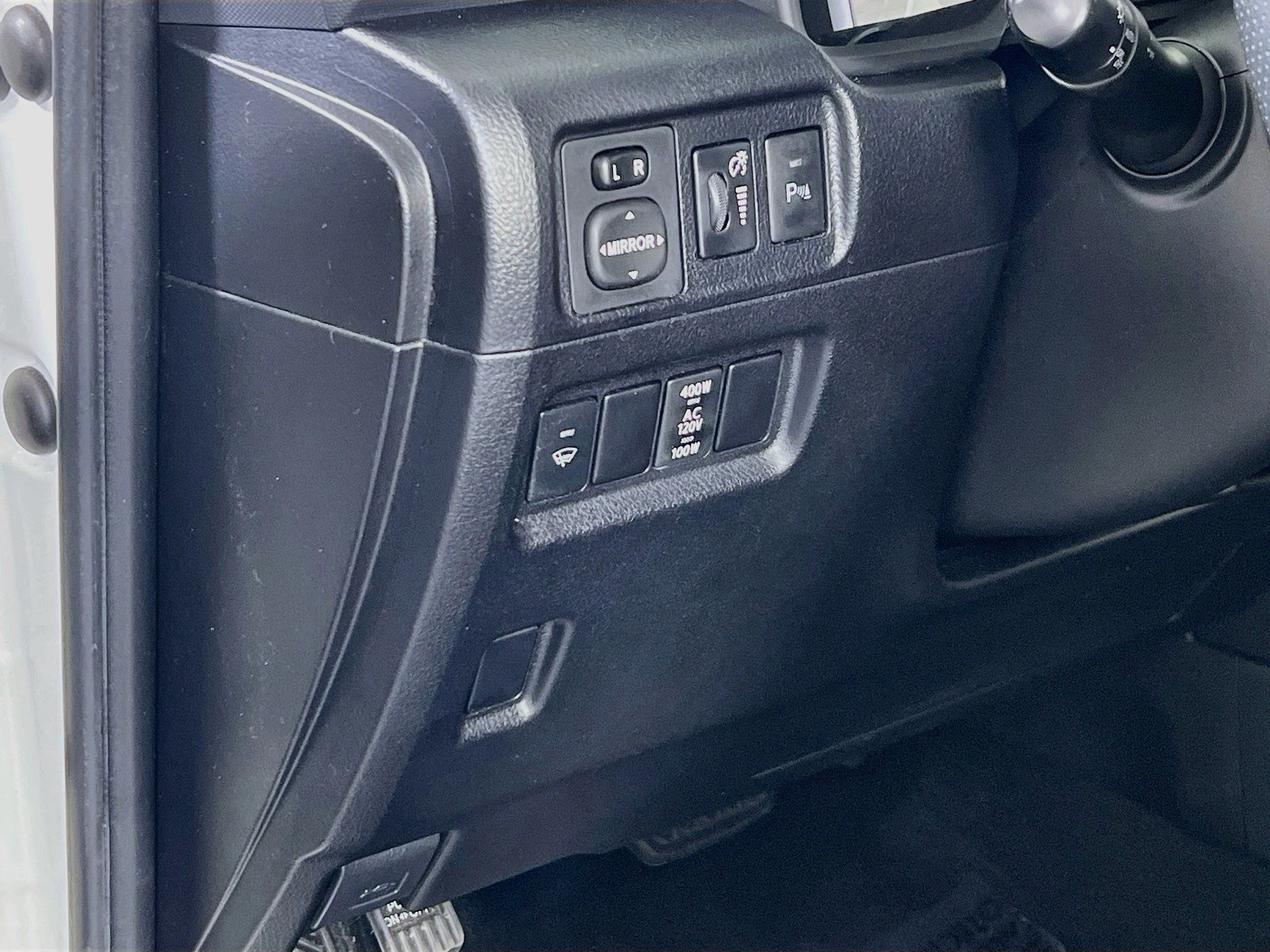 Used 2019 Toyota 4Runner Limited AWD/4WD image 10
