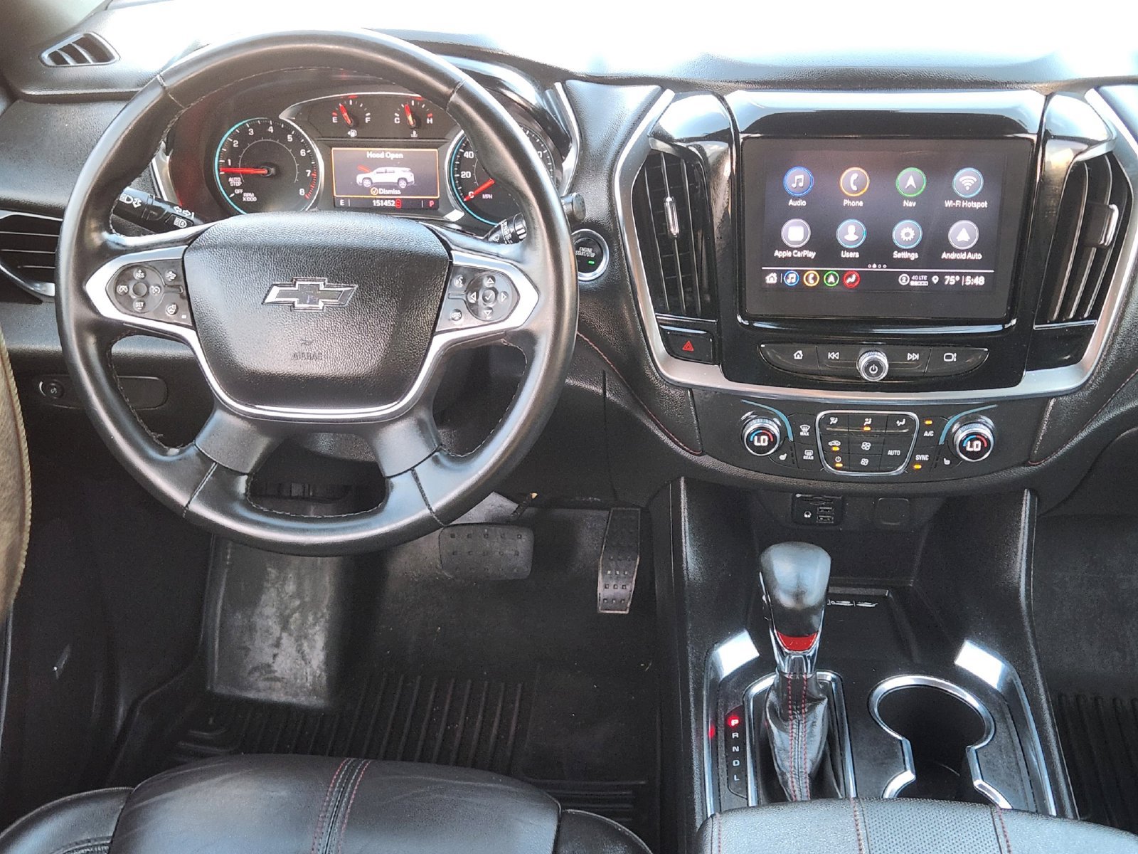 Used 2023 Chevrolet Traverse RS FWD image 30