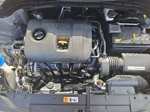 Certified 2025 Kia Soul S image 13