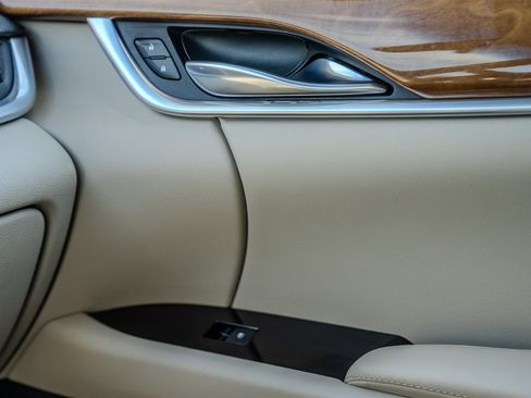 Used 2018 Cadillac XTS Luxury AWD/4WD image 24