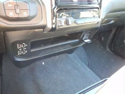 New 2026 RAM 2500 Tradesman AWD/4WD image 22