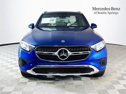 Used 2026 Mercedes-Benz GLC 300 image 2