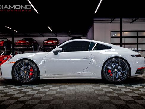 Used 2024 Porsche 911 Carrera S image 11