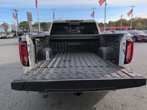 Used 2023 GMC Sierra 1500 SLT w/ SLT Premium Plus Package image 8