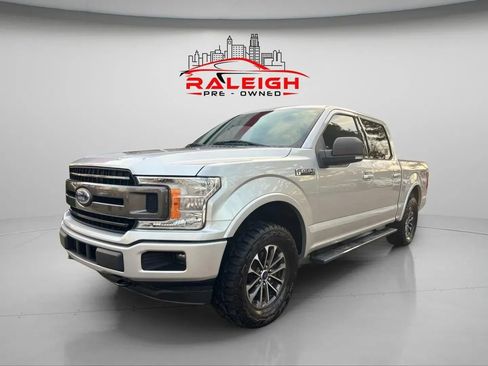 Used 2018 Ford F150 XLT w/ Equipment Group 302A Luxury image 4
