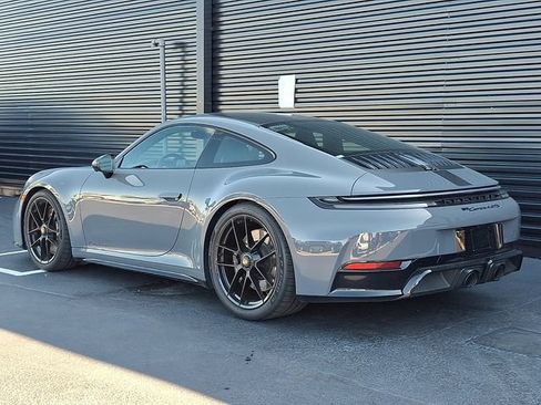 Certified 2025 Porsche 911 Carrera 4 GTS AWD/4WD image 3