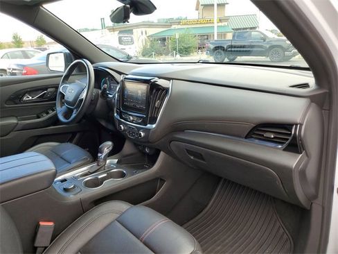 Certified 2023 Chevrolet Traverse RS image 28