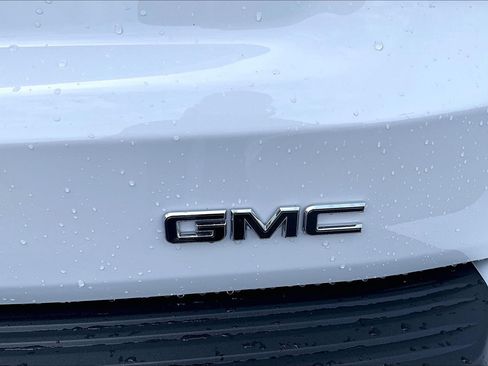 Used 2026 GMC Yukon Denali Ultimate AWD/4WD image 31