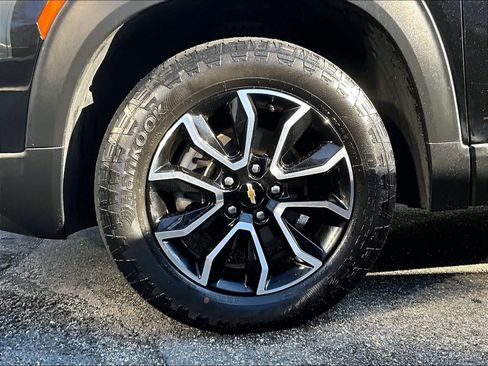 Used 2022 Chevrolet TrailBlazer ACTIV w/ Technology Package image 7