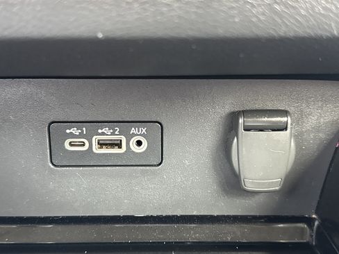 Used 2024 Nissan Altima 2.5 SV image 24