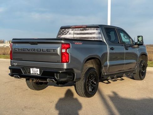 Used 2021 Chevrolet Silverado 1500 LT Trail Boss w/ Convenience Package II image 7