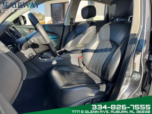 Used 2017 INFINITI QX50 2WD w/ Deluxe Touring Package image 10