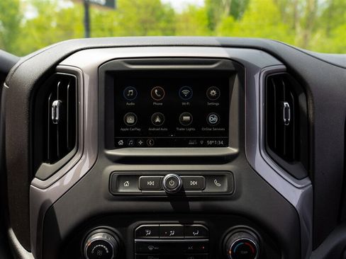 Used 2021 Chevrolet Silverado 1500 Custom Trail Boss AWD/4WD image 28