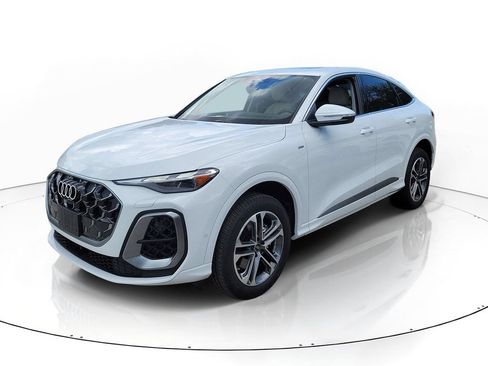 New 2026 Audi Q5 Premium AWD/4WD image 2