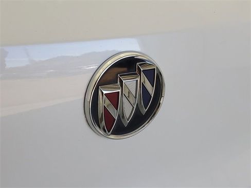 Used 2020 Buick Encore GX Select image 9