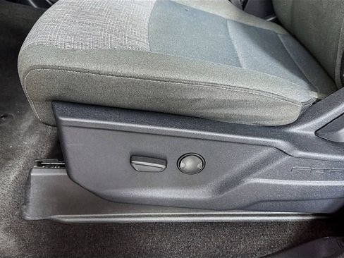 Used 2023 Ford F150 XLT image 25