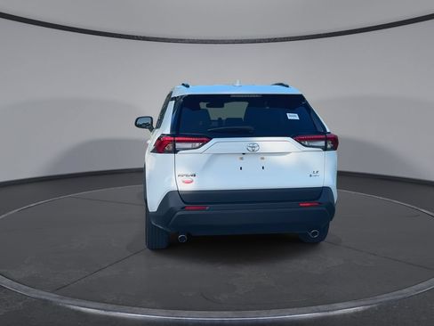 Certified 2025 Toyota RAV4 LE AWD/4WD image 7