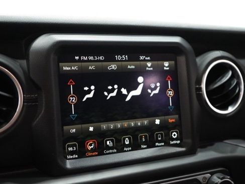 Used 2023 Jeep Wrangler Unlimited Sahara image 21