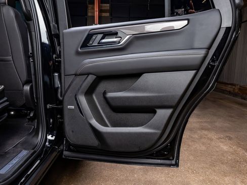 Used 2026 GMC Yukon Elevation AWD/4WD image 36