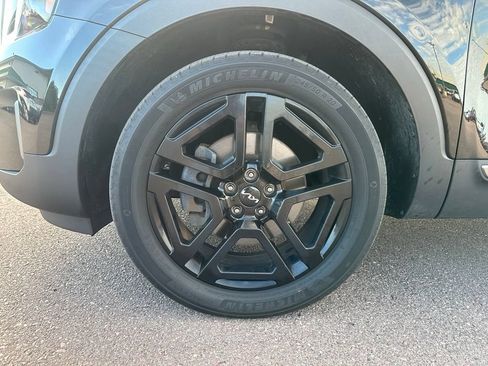 Used 2023 Kia Telluride EX X-Line AWD/4WD image 25