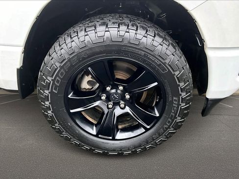 Used 2020 RAM 1500 Big Horn image 39