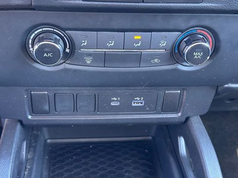 Used 2022 Nissan Frontier S image 32