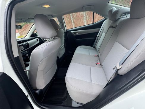 Used 2016 Toyota Corolla LE FWD image 9