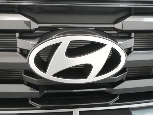 New 2026 Hyundai Tucson SE image 12